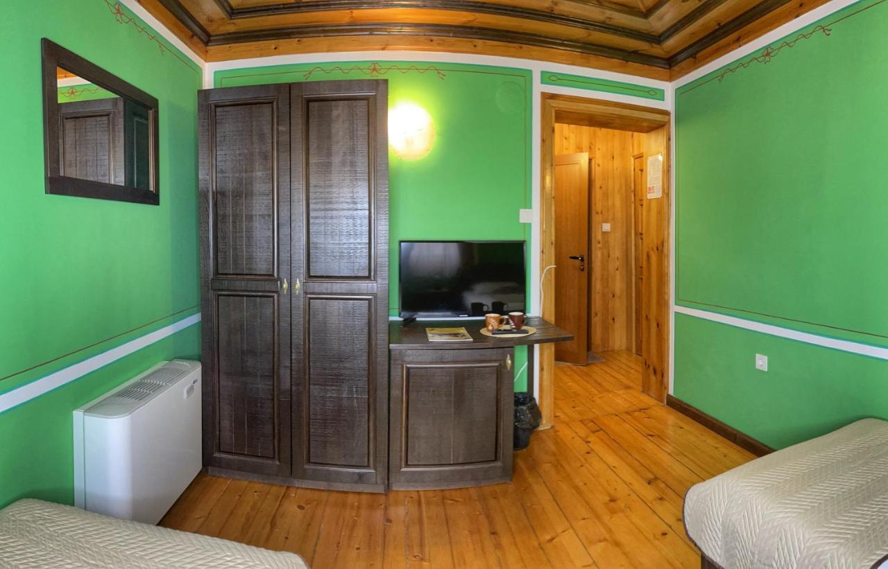 Guest Rooms Colorit 科普里夫什迪察 外观 照片